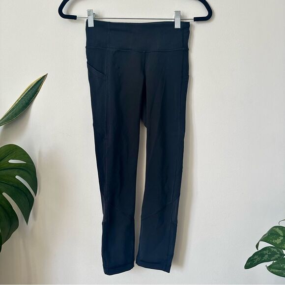 Lululemon Pace Revival Crop Leggings 22" In Black Size 2 - Picture 4 of 10